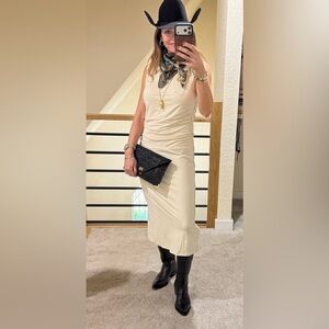 Elegant Cream Sleeveless Dress